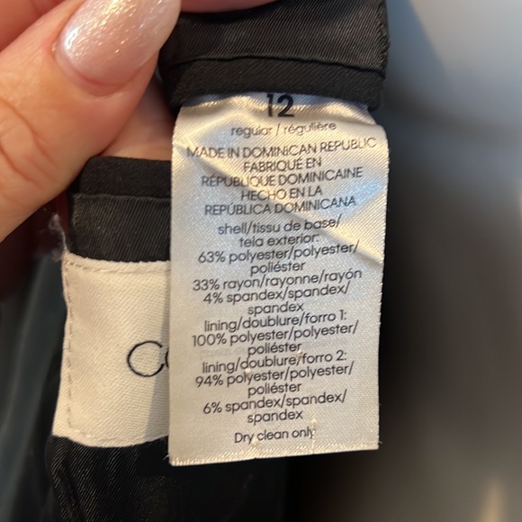 DKNY Women’s Two Button Black Blazer - Picture 8 of 9